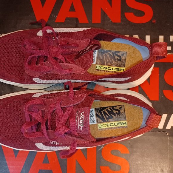 Vans Men's 7.5/Women's 9 UltraRange Vr3 Port Red White Mesh VN0A4BXBPRT - Picture 5 of 12